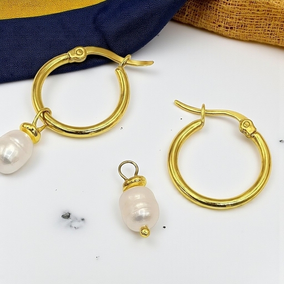 🆕️Minimalist Hoop Earrings 18K Gold Plated Stainless Steel Freshwater Pearl - Picture 6 of 14
